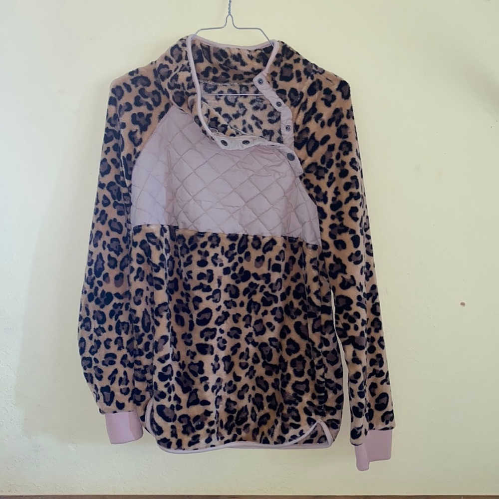 Cheetah Pullover